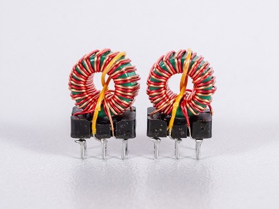 鐵氧體磁環(huán) T9*5*3  0.4線徑 8圈+底座濾波電感線圈 支持定制